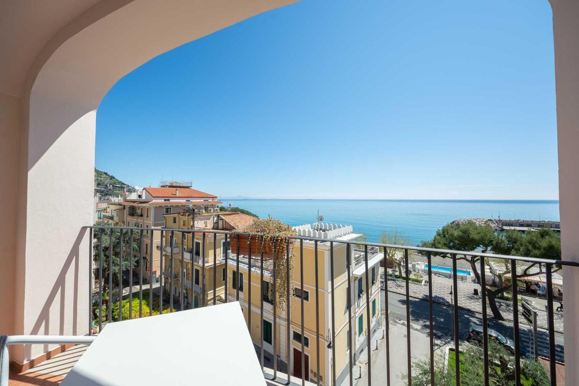 Hotel San Francesco Майори Экстерьер фото